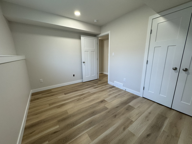 Triplex For Rent 2, 4730 - 48 Ave, Lacombe, 3 Bedrooms, 2 Bathrooms