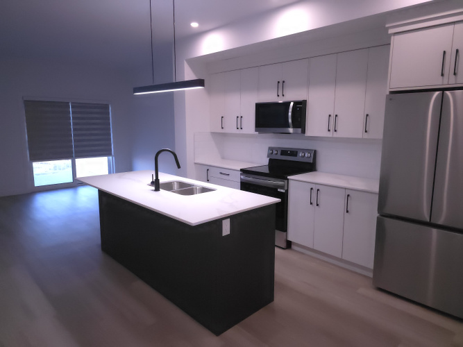 Townhouse For Rent 51 Violet Point, Sylvan Lake, 4 Bedrooms, 3.5 Bathrooms