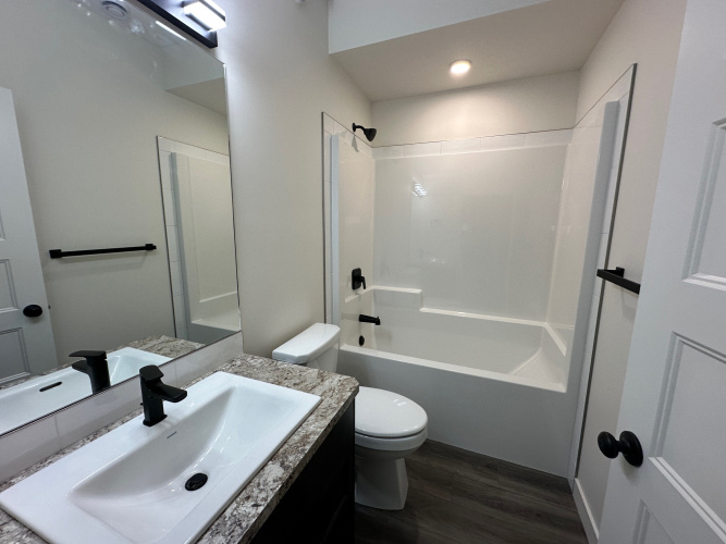 House For Rent Bsmt, 69 Victor Close, Sylvan Lake, 2 Bedrooms, 1 Bathroom