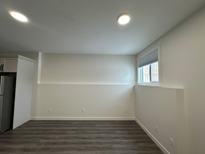 House For Rent Bsmt, 69 Victor Close, Sylvan Lake, 2 Bedrooms, 1 Bathroom