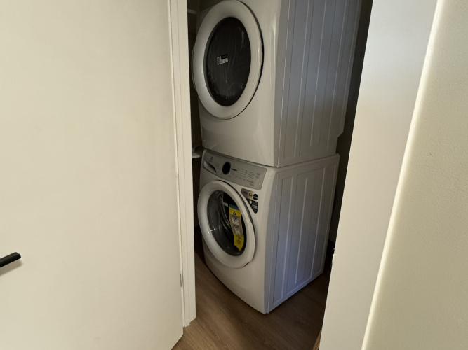 Apartment For Rent 104, 5617 60 Ave, Red Deer, 1 Bedroom, 1 Bathroom