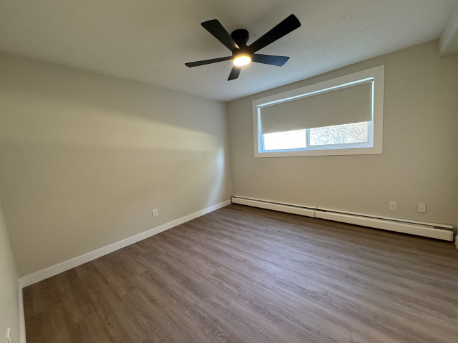 Apartment For Rent 104, 5617 60 Ave, Red Deer, 1 Bedroom, 1 Bathroom