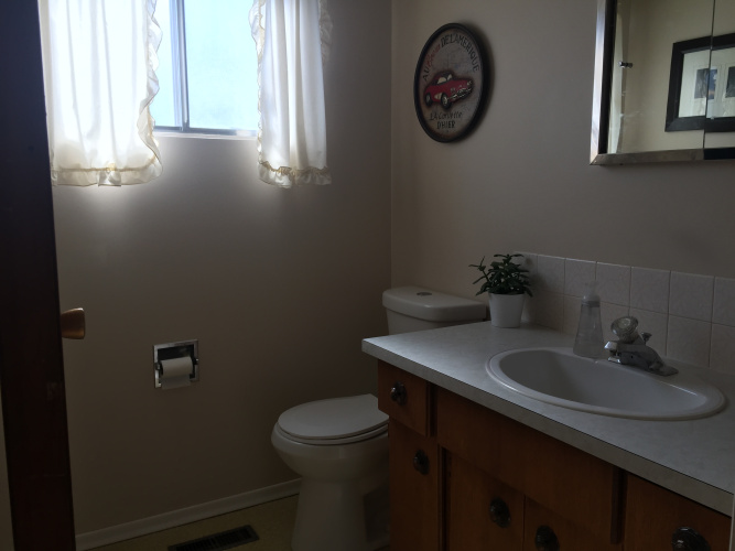 Duplex For Rent 27 Wishart Street, Red Deer, 3 Bedrooms, 2 Bathrooms