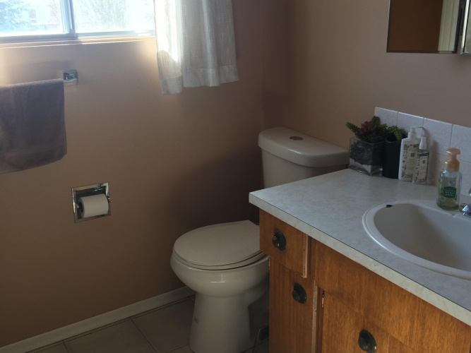 Duplex For Rent 27 Wishart Street, Red Deer, 3 Bedrooms, 2 Bathrooms