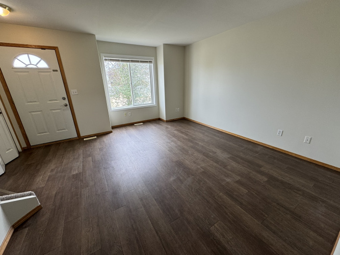 Townhouse For Rent 5 Lakeview Close, Blackfalds, 3 Bedrooms, 2 Bathrooms