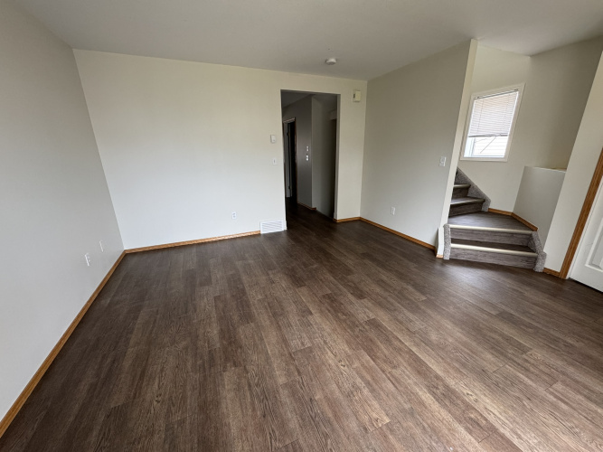 Townhouse For Rent 5 Lakeview Close, Blackfalds, 3 Bedrooms, 2 Bathrooms