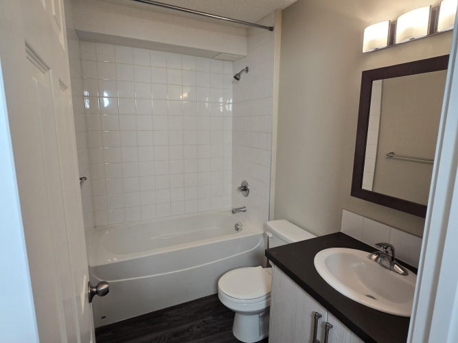 Apartment For Rent 101, 6801-59 Avenue, Red Deer, 1 Bedroom, 1 Bathroom