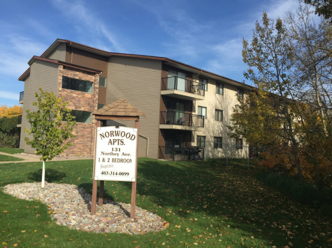 Apartment For Rent 301 - 131 Northey Avenue, Red Deer, 2 Bedrooms, 1 Bathroom