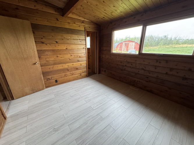 House For Rent 39031 RR 12, Red Deer County, 3 Bedrooms, 1 Bathroom