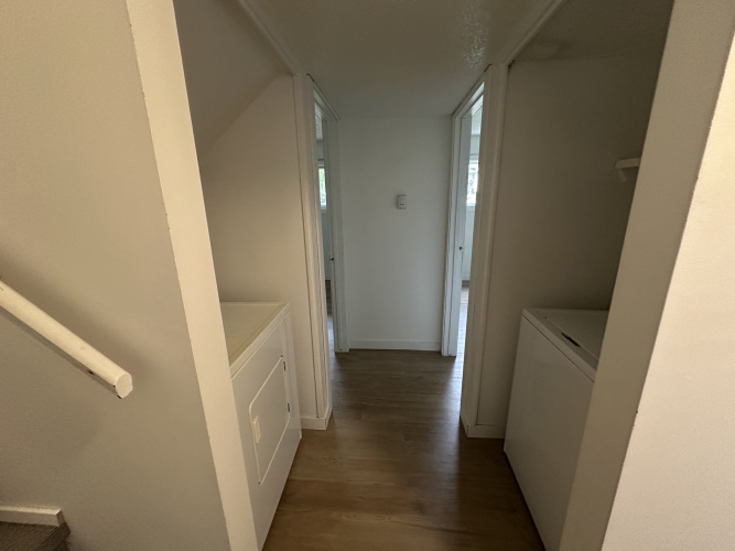 Fourplex For Rent 41D Eastman Cres, Red Deer, 3 Bedrooms, 1 Bathroom