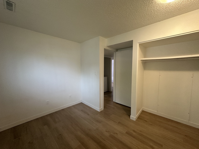 Fourplex For Rent 41D Eastman Cres, Red Deer, 3 Bedrooms, 1 Bathroom