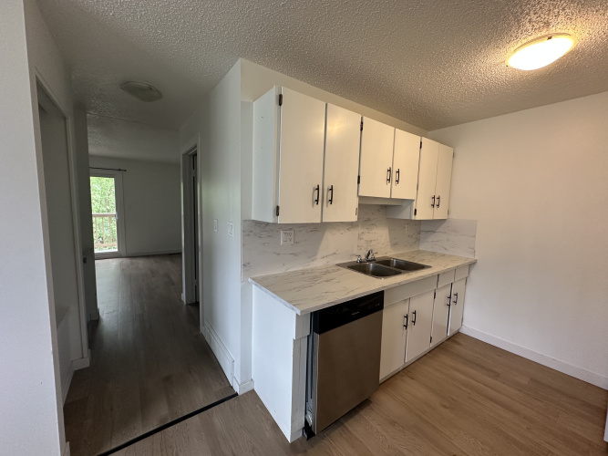 Fourplex For Rent 41D Eastman Cres, Red Deer, 3 Bedrooms, 1 Bathroom