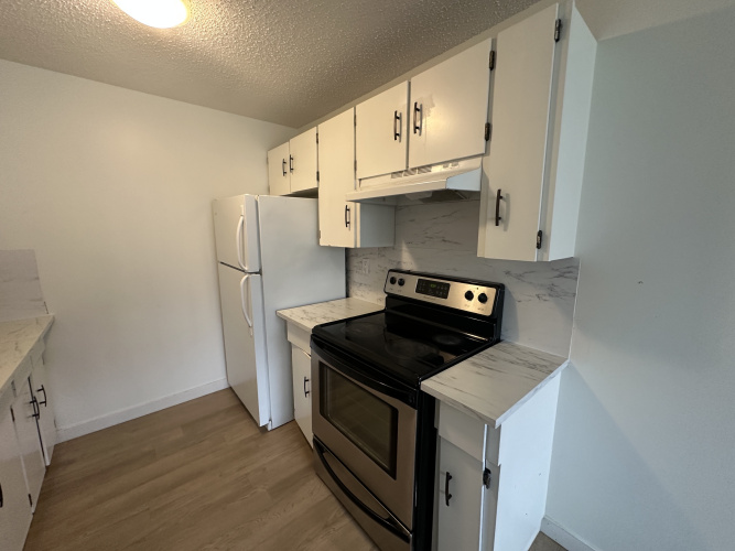 Fourplex For Rent 41D Eastman Cres, Red Deer, 3 Bedrooms, 1 Bathroom