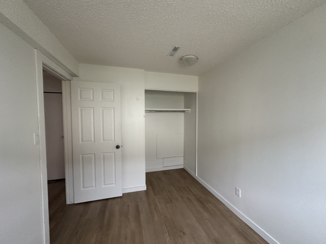Fourplex For Rent 41D Eastman Cres, Red Deer, 3 Bedrooms, 1 Bathroom