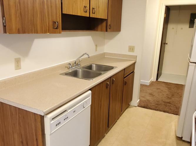 Apartment For Rent 214, 5121 37 Street, Red Deer, 1 Bedroom, 1 Bathroom