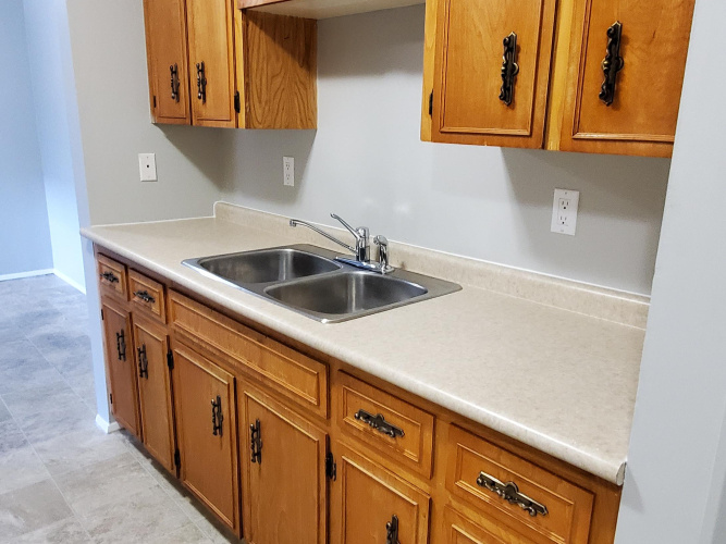 Apartment For Rent 103 - 3905 56 Avenue, Red Deer, 1 Bedroom, 1 Bathroom