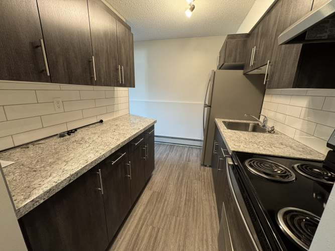 Apartment For Rent 102, 3815 - 51A Street, Red Deer, 1 Bedroom, 1 Bathroom