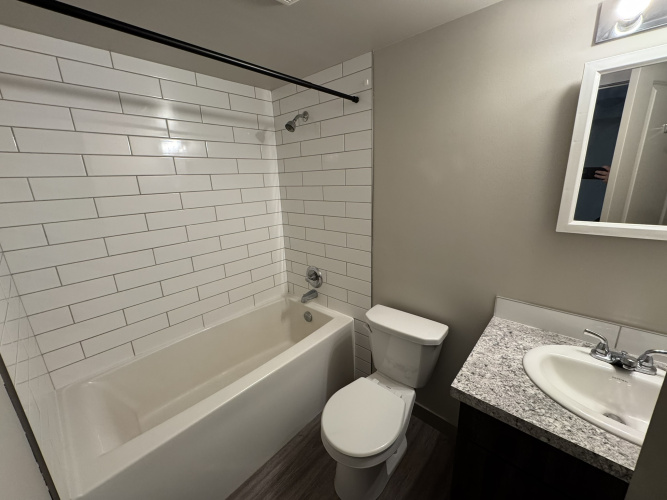 Apartment For Rent 206, 3815 - 51A Street, Red Deer, 1 Bedroom, 1 Bathroom