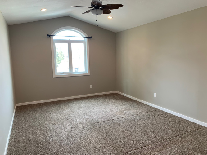 Fourplex For Rent 201 - 4619 49 Street, Sylvan Lake, 3 Bedrooms, 2 Bathrooms
