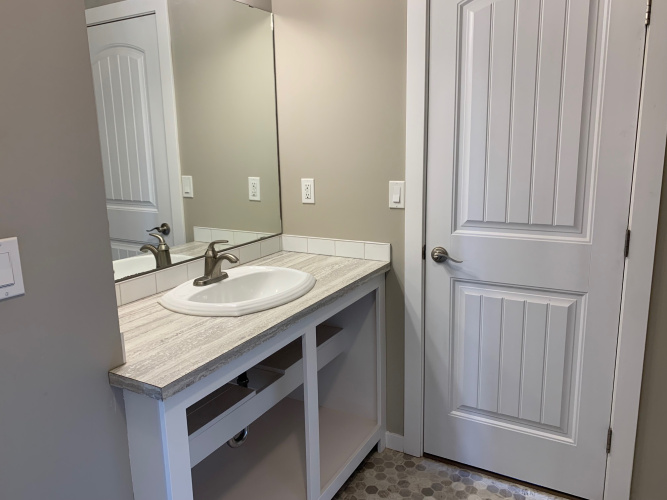 Fourplex For Rent 201 - 4619 49 Street, Sylvan Lake, 3 Bedrooms, 2 Bathrooms