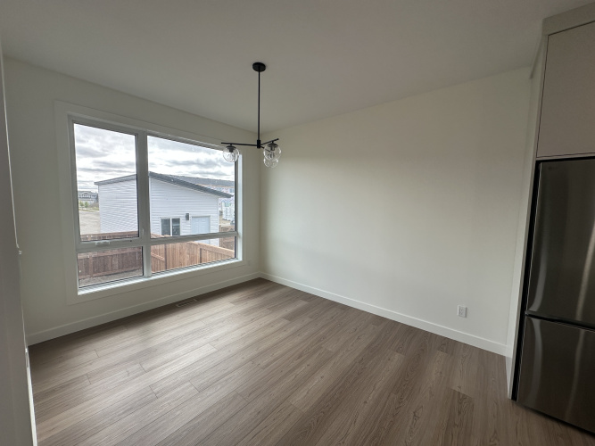 Townhouse For Rent 2733 67 Street, Red Deer, 3 Bedroom, 2.5 Bathroom