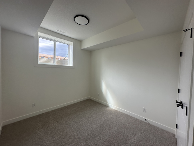 Townhouse For Rent 2733 67 Street, Red Deer, 3 Bedrooms, 2.5 Bathrooms