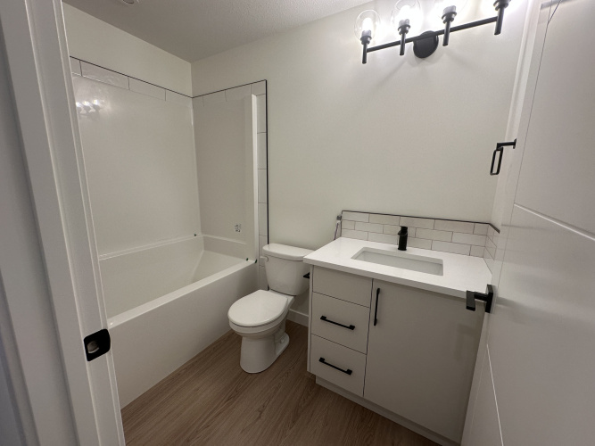 Townhouse For Rent 2733 67 Street, Red Deer, 3 Bedrooms, 2.5 Bathrooms