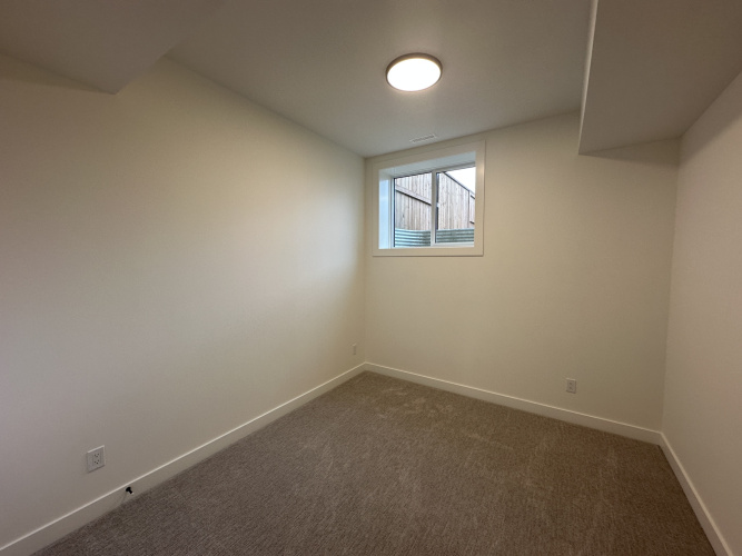Townhouse For Rent 2733 67 Street, Red Deer, 3 Bedroom, 2.5 Bathroom