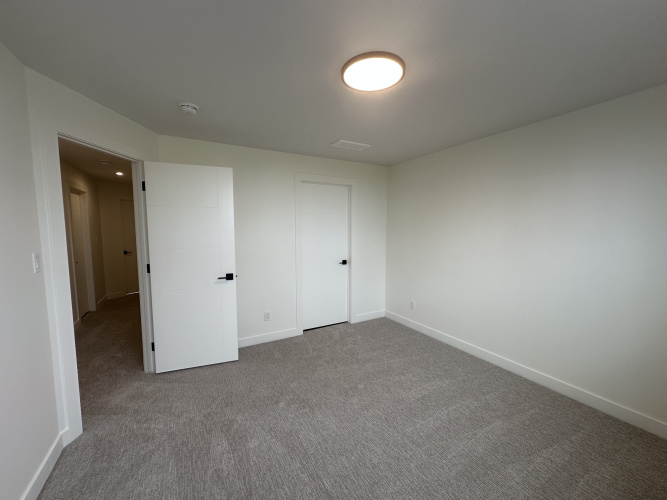 Townhouse For Rent 2733 67 Street, Red Deer, 3 Bedrooms, 2.5 Bathrooms