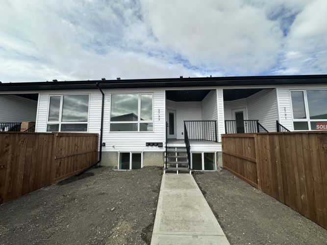 Townhouse For Rent 2733 67 Street, Red Deer, 3 Bedroom, 2.5 Bathroom