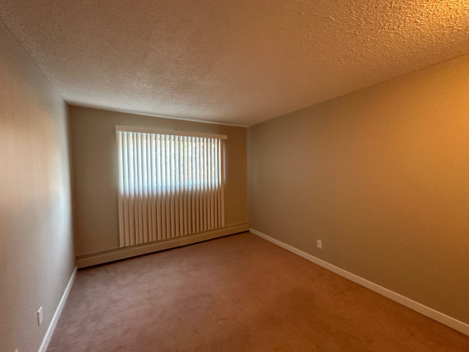 Apartment For Rent 106, 122 Cornett Drive, Red Deer, 2 Bedroom, 1 Bathroom