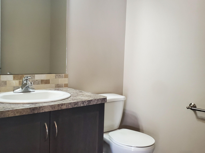 Triplex For Rent C - 5116 35 Street, Red Deer, 3 Bedroom, 2.5 Bathroom