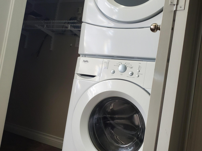 Triplex For Rent C - 5116 35 Street, Red Deer, 3 Bedroom, 2.5 Bathroom