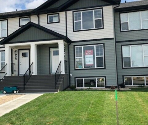 Townhouse For Rent 34 Hawthorn Place, Sylvan Lake, 3 Bedroom, 2.5 Bathroom Townhouse For Rent 34 Hawthorn Place, Sylvan Lake, 3 Bedroom, 2.5 Bathroom