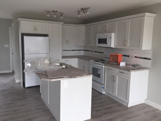 Townhouse For Rent 34 Hawthorn Place, Sylvan Lake, 3 Bedroom, 2.5 Bathroom