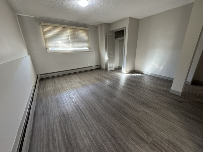 Apartment For Rent 108, 3815 - 51A Street, Red Deer, 1 Bedroom, 1 Bathroom