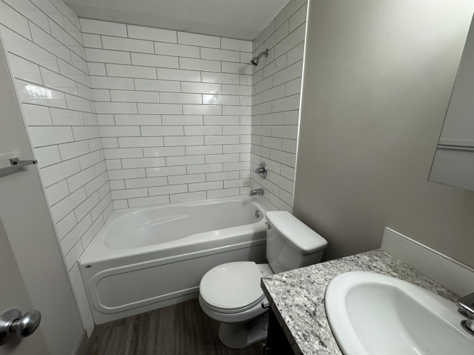 Apartment For Rent 108, 3815 - 51A Street, Red Deer, 1 Bedroom, 1 Bathroom
