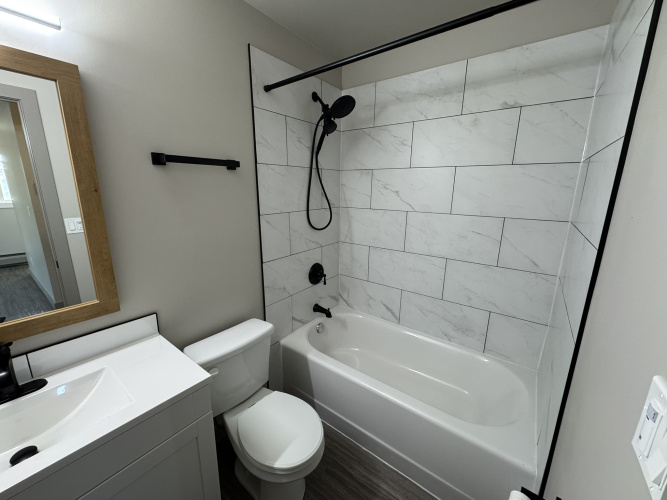 Apartment For Rent 301, 3815 - 51A Street, Red Deer, 1 Bedroom, 1 Bathroom