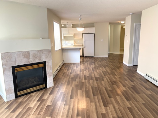 Condo For Rent 105 5217 39 Street, Red Deer, 2 Bedrooms, 2 Bathrooms