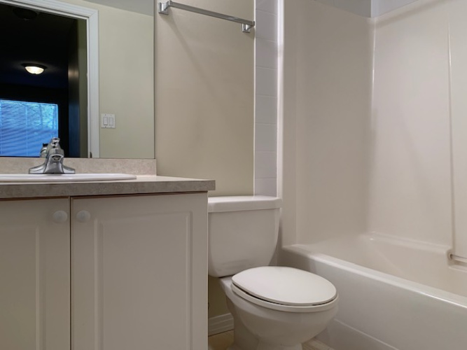 Condo For Rent 105 5217 39 Street, Red Deer, 2 Bedrooms, 2 Bathrooms
