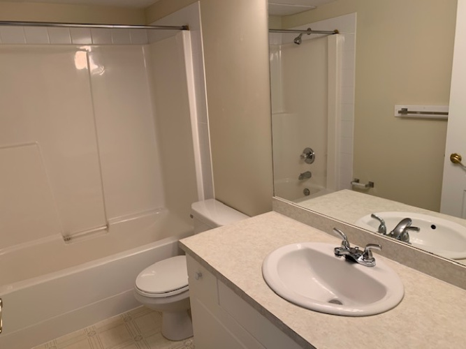 Condo For Rent 105 5217 39 Street, Red Deer, 2 Bedrooms, 2 Bathrooms