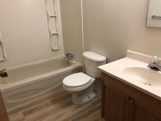 Fourplex For Rent 1 - 39 Nyberg Ave, Red Deer, 2 Bedrooms, 1 Bathroom