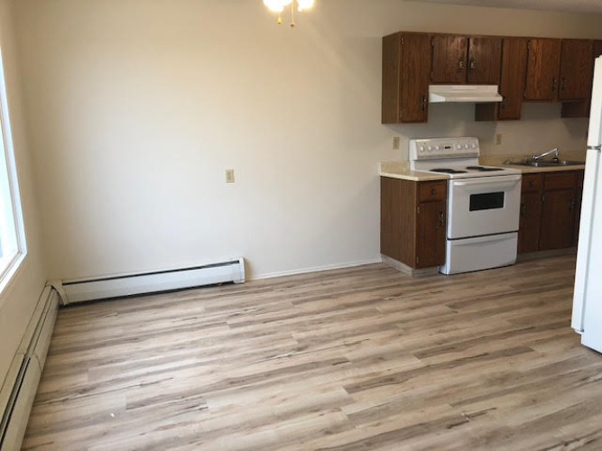 Fourplex For Rent 1 - 39 Nyberg Ave, Red Deer, 2 Bedrooms, 1 Bathroom