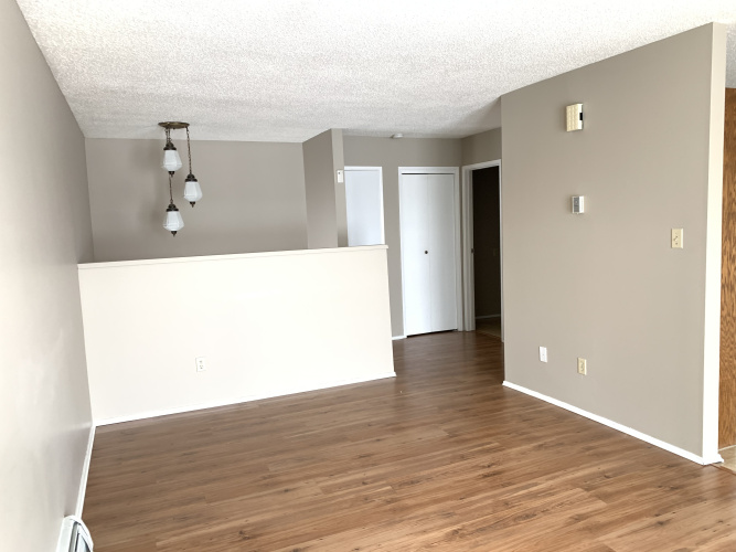 Fourplex For Rent 4 - 39 Nyberg Ave, Red Deer, 2 Bedroom, 1 Bathroom