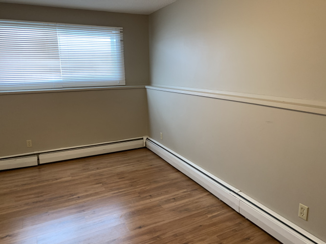 Fourplex For Rent 4 - 39 Nyberg Ave, Red Deer, 2 Bedroom, 1 Bathroom