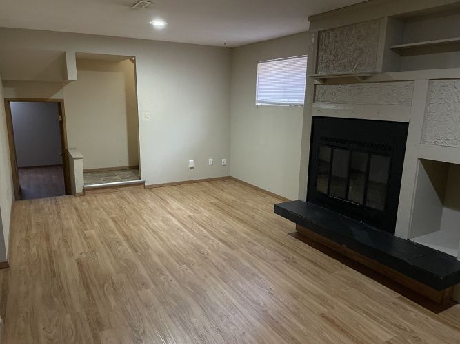 Duplex For Rent 47 Gillespie Crescent, Red Deer, 4 Bedroom, 1.5 Bathroom