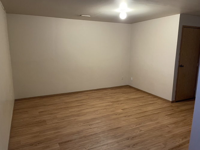 Duplex For Rent 47 Gillespie Crescent, Red Deer, 4 Bedroom, 1.5 Bathroom