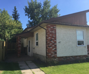 Duplex For Rent 47 Gillespie Crescent, Red Deer, 4 Bedroom, 1.5 Bathroom