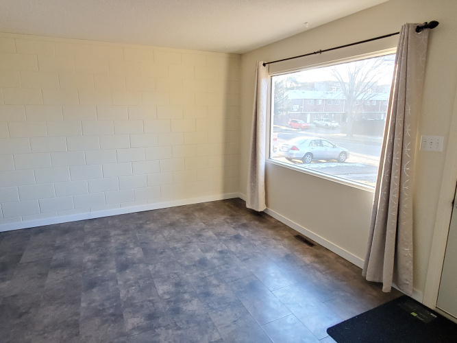 Duplex For Rent 5938 63 Street, Red Deer, 3 Bedrooms, 1 Bathroom