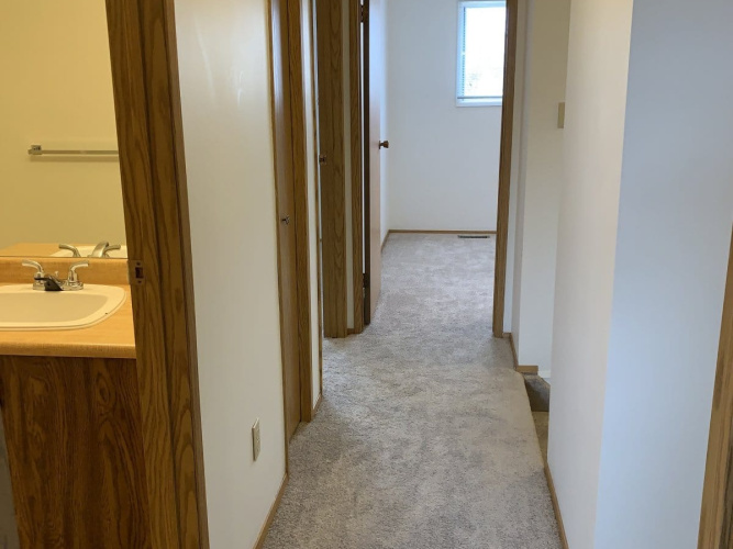 Townhouse For Rent 15C Grant Street, Red Deer, 3 Bedrooms, 1.5 Bathrooms